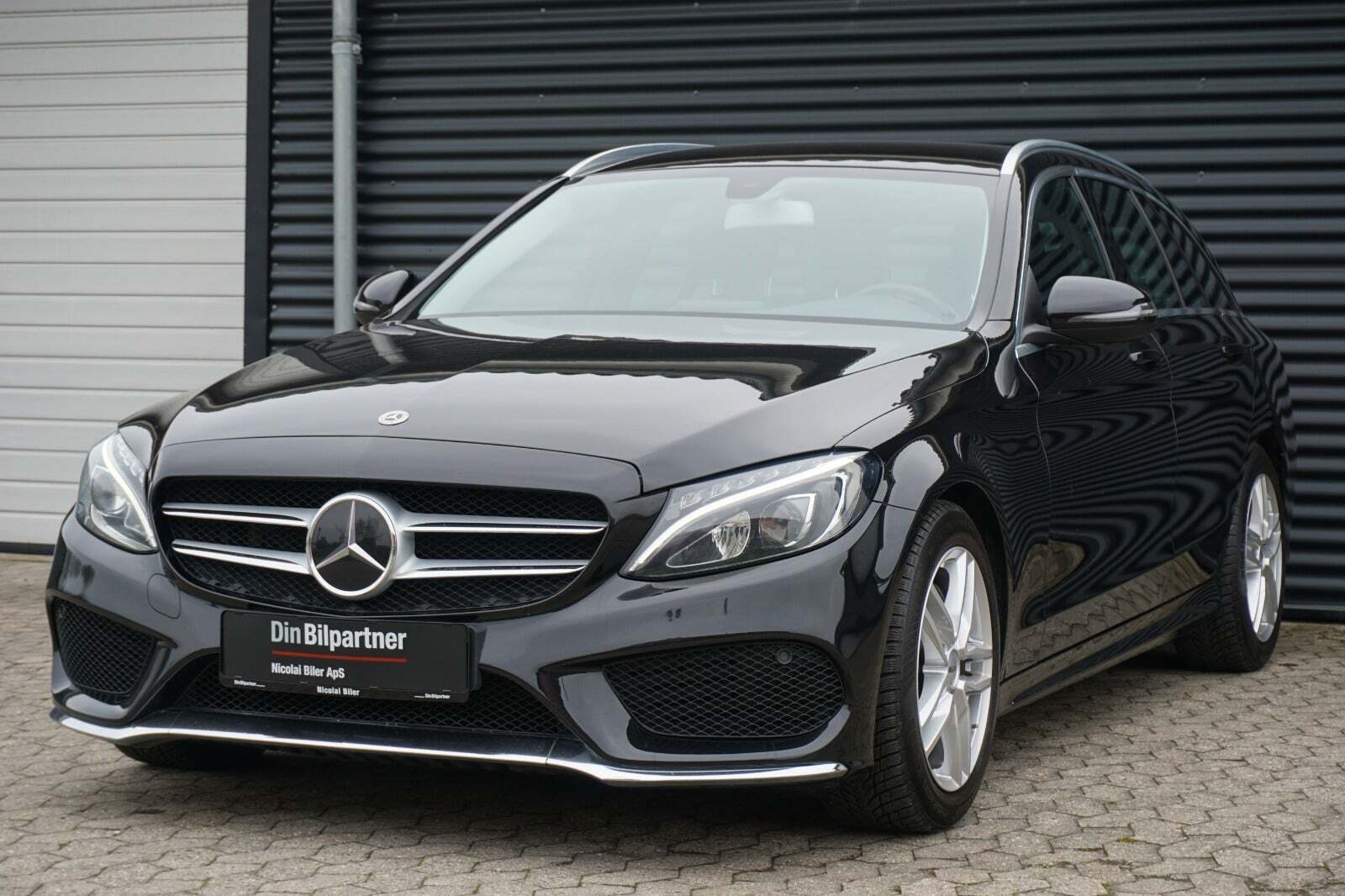 Sort Mercedes C220 d fra 2017