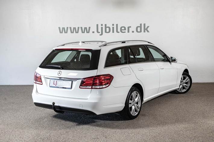 Hvid Mercedes E200 fra 2014