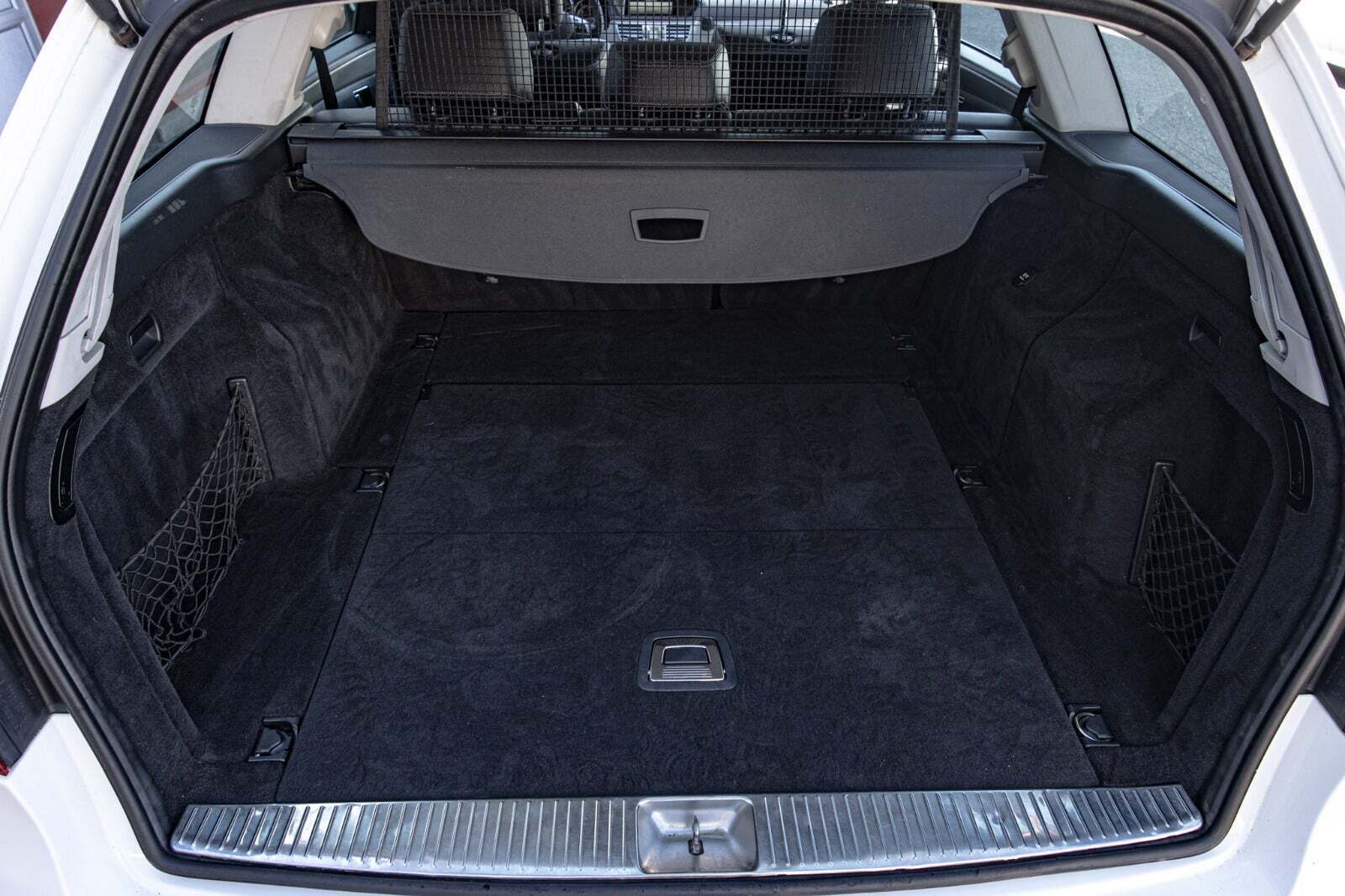 Hvid Mercedes E200 fra 2014
