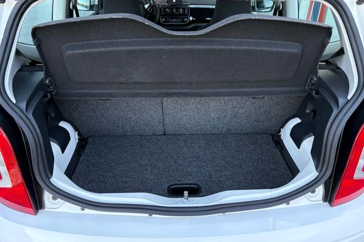 Hvid VW UP! fra 2012