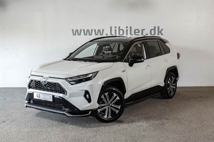 Hvid Toyota RAV4 fra 2022