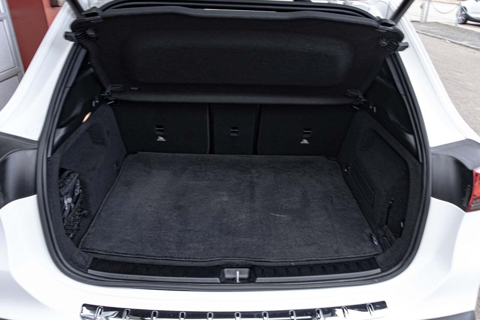 undefined Mercedes EQA250 fra 2021