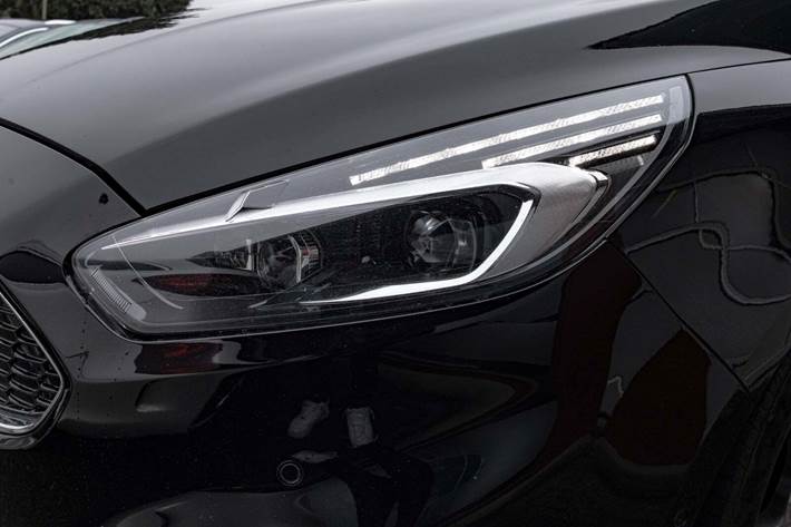 Sort Ford S-MAX fra 2019