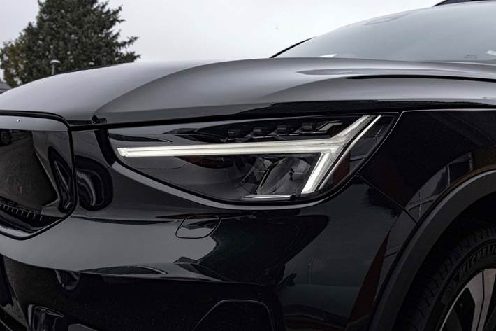 Sort Volvo C40 fra 2022