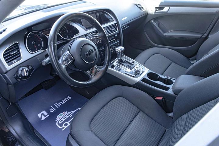 Sort Audi A5 fra 2013