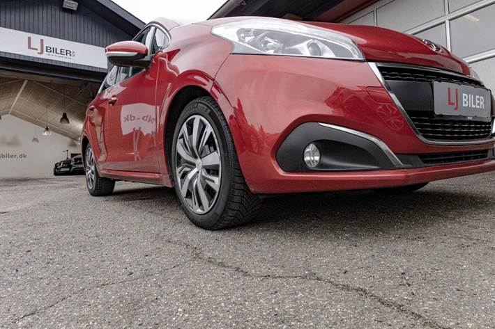 undefined Peugeot 208 fra 2019