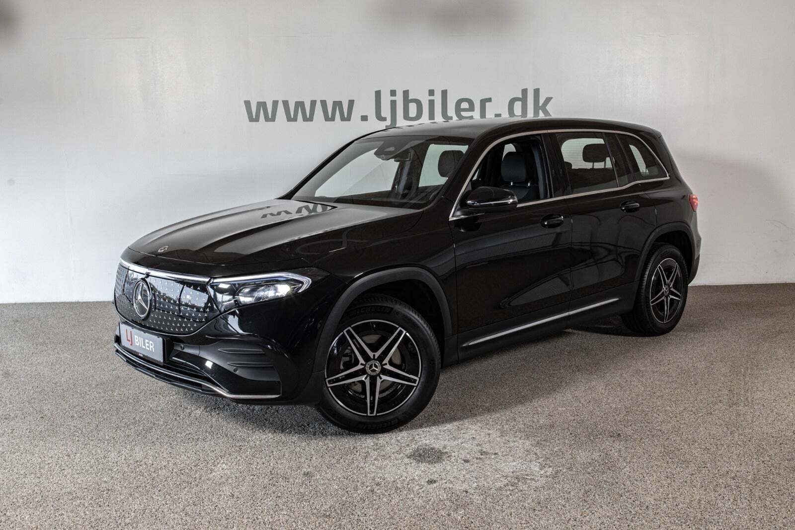 Mercedes EQB250+ AMG Line 7prs