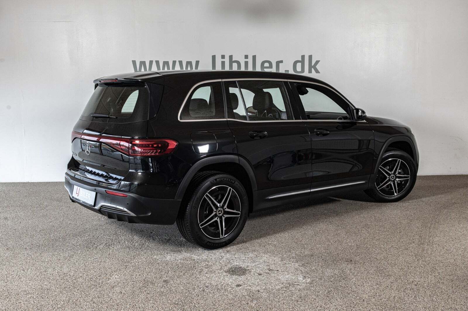 Mercedes EQB250+ AMG Line 7prs