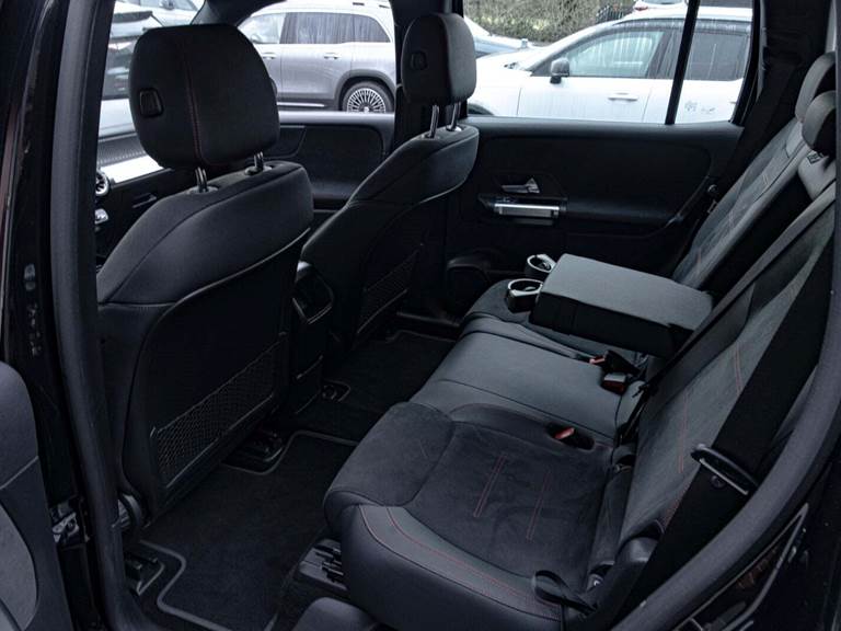 Mercedes EQB250+ AMG Line 7prs