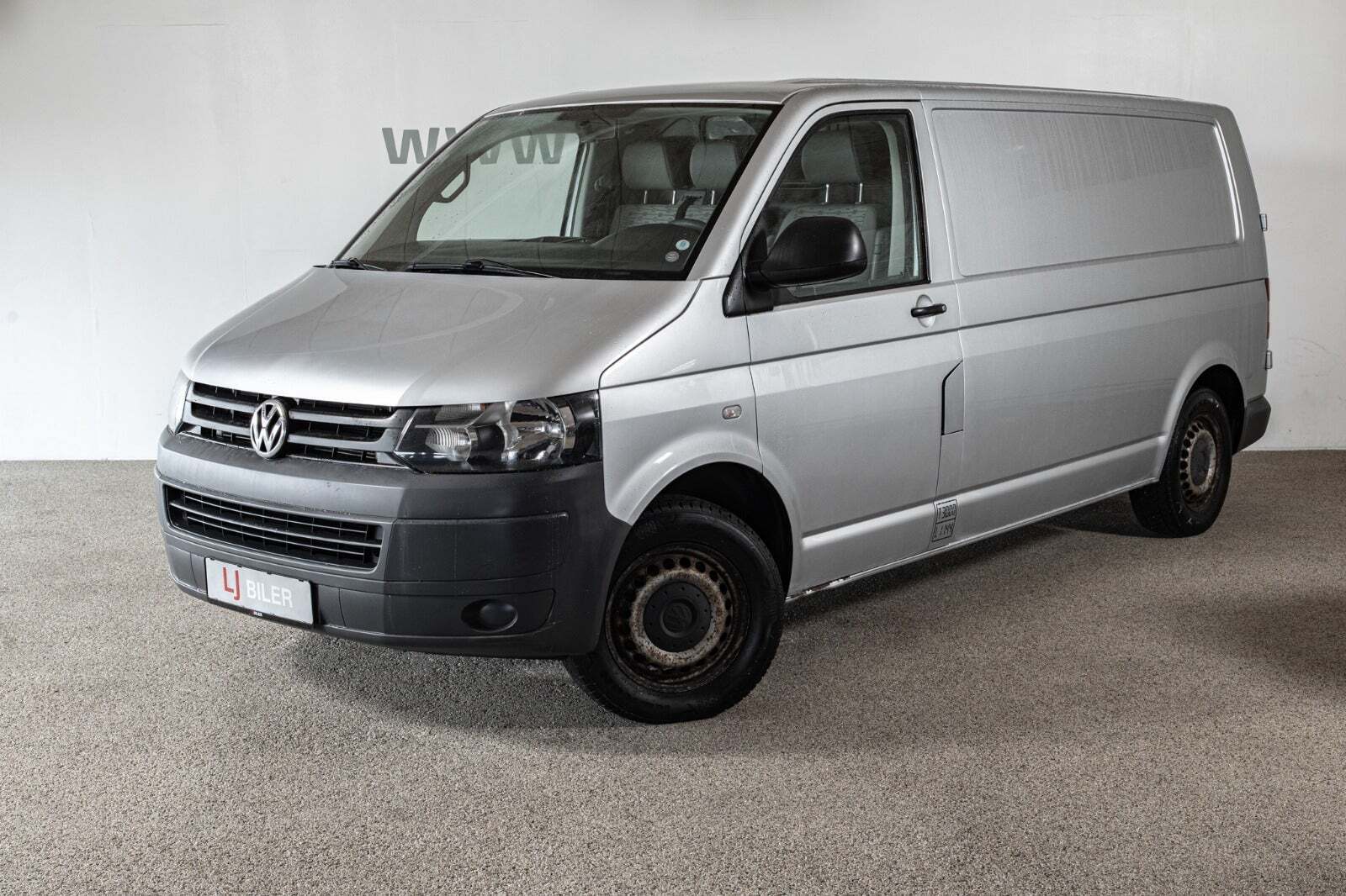 VW Transporter 2,0 TDi 140 Kassevogn kort