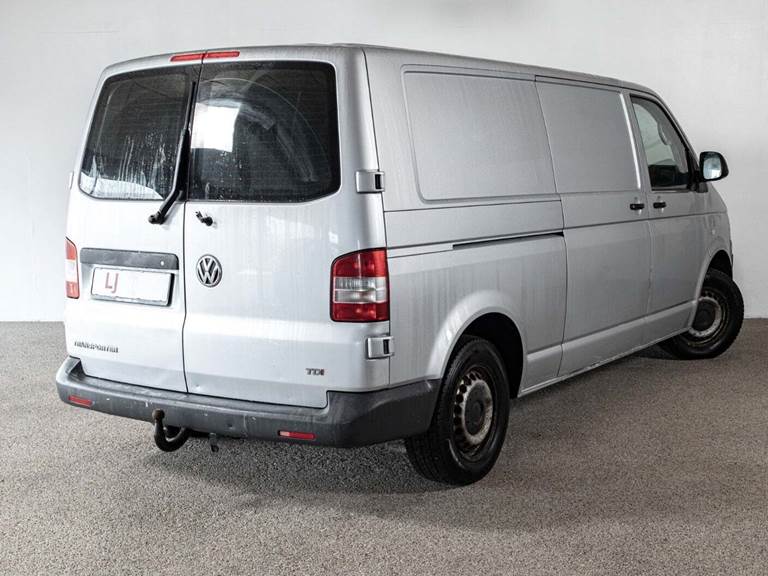 VW Transporter 2,0 TDi 140 Kassevogn kort