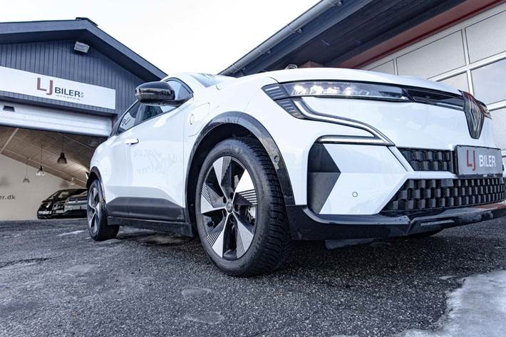 Hvid Renault Megane E-Tech fra 2022