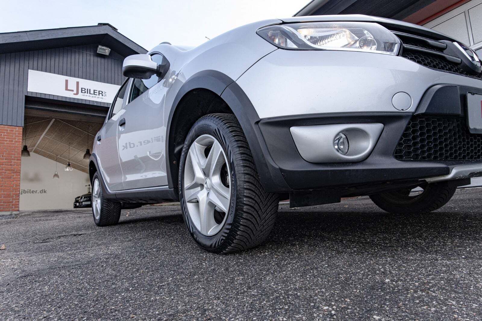 undefined Dacia Sandero Stepway fra 2015