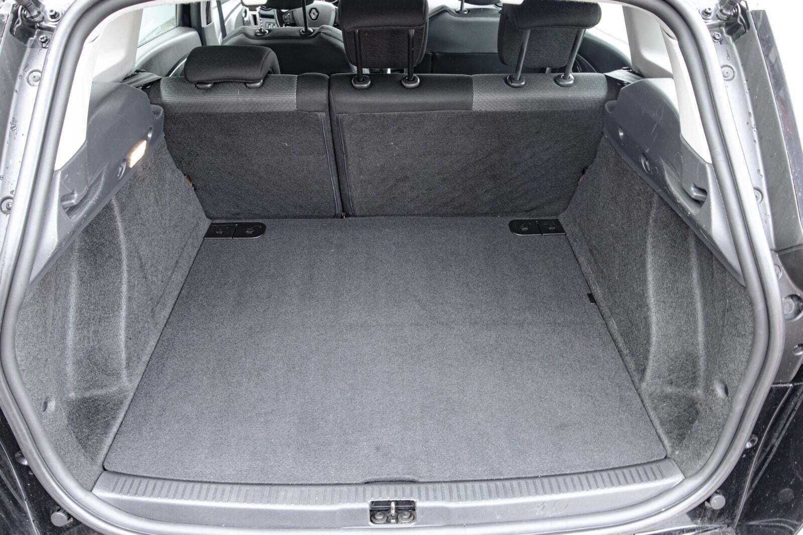 Sort Renault Clio IV fra 2014