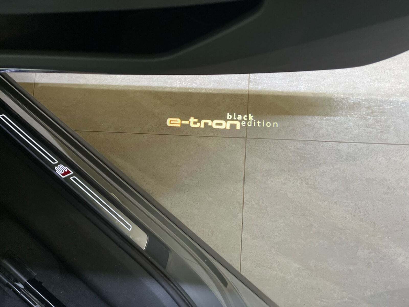 Grøn Audi e-tron fra 2022