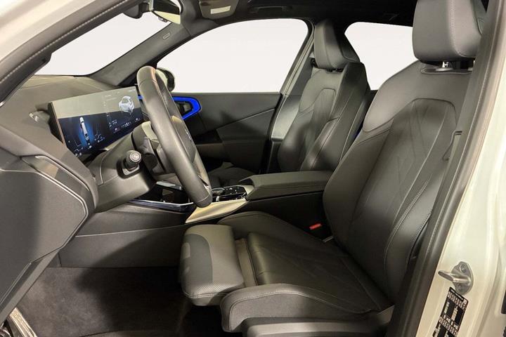 Hvid BMW X3 fra 2026