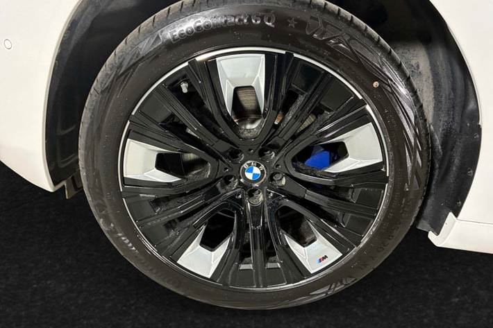 Hvid BMW X3 fra 2026
