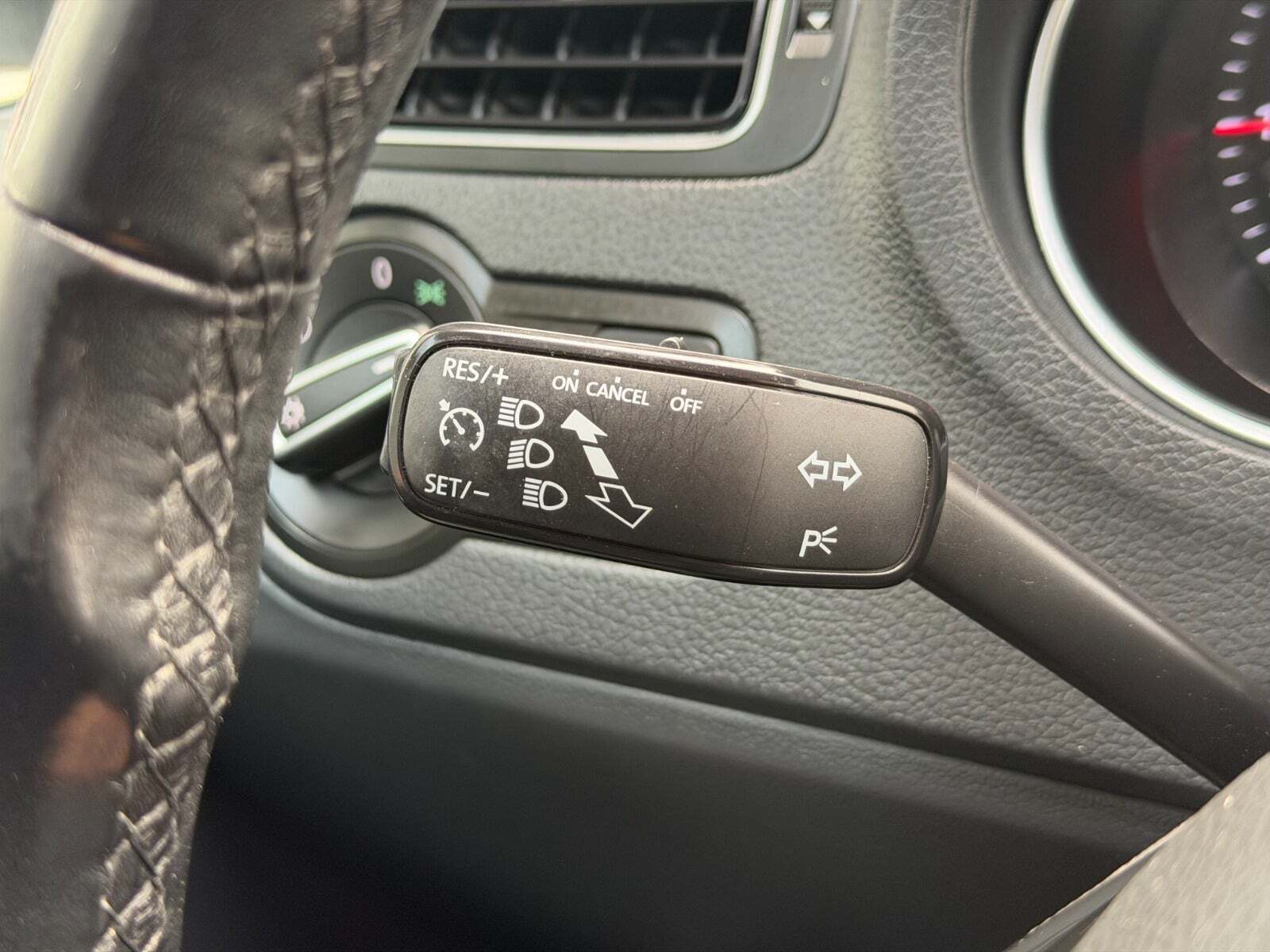 Hvid VW Polo fra 2016