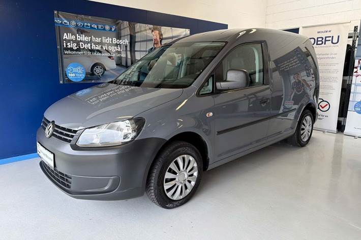 Grå VW Caddy fra 2013