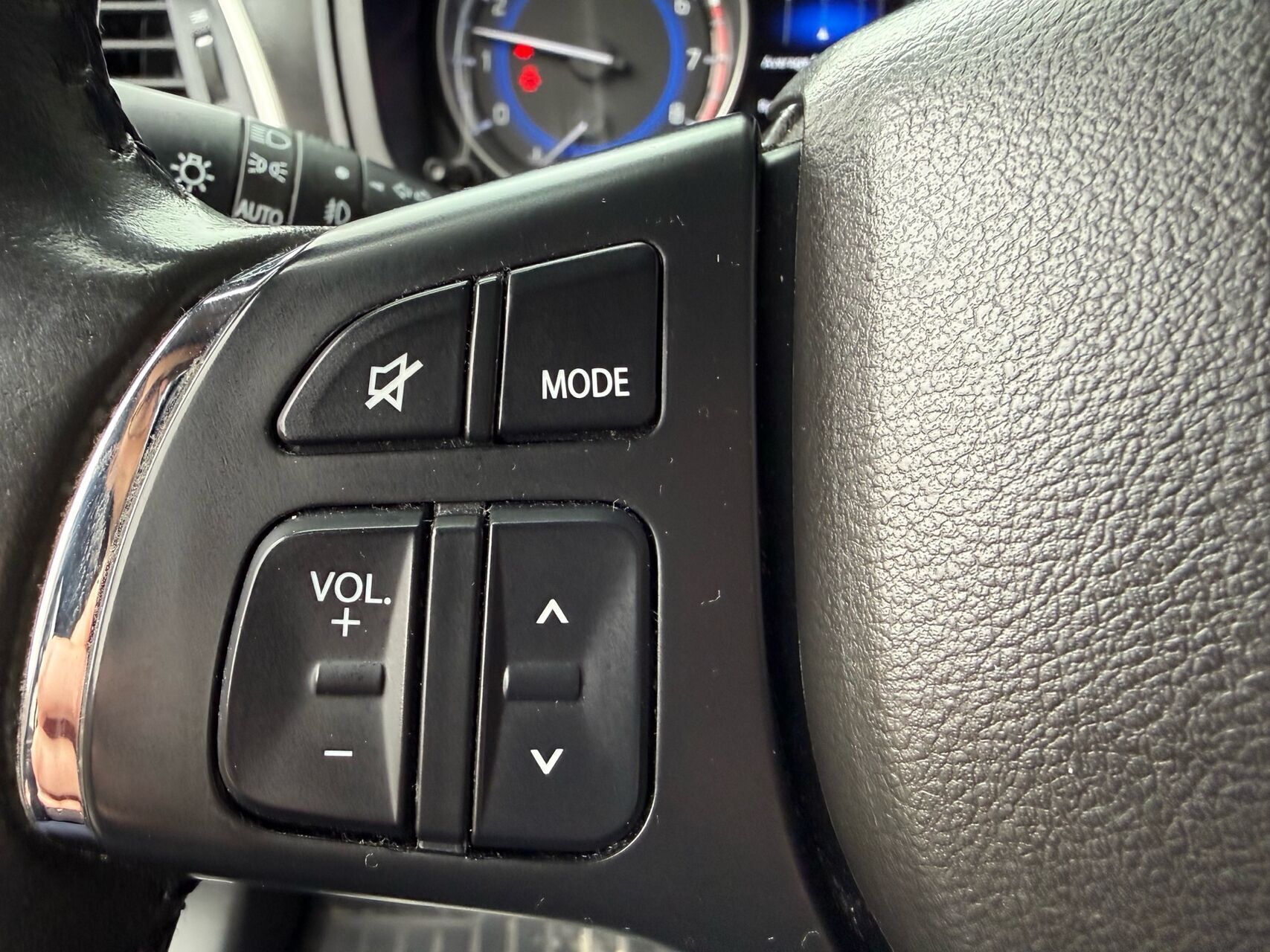 Suzuki Baleno 1,2 Dualjet Exclusive Gold 90HK 5d