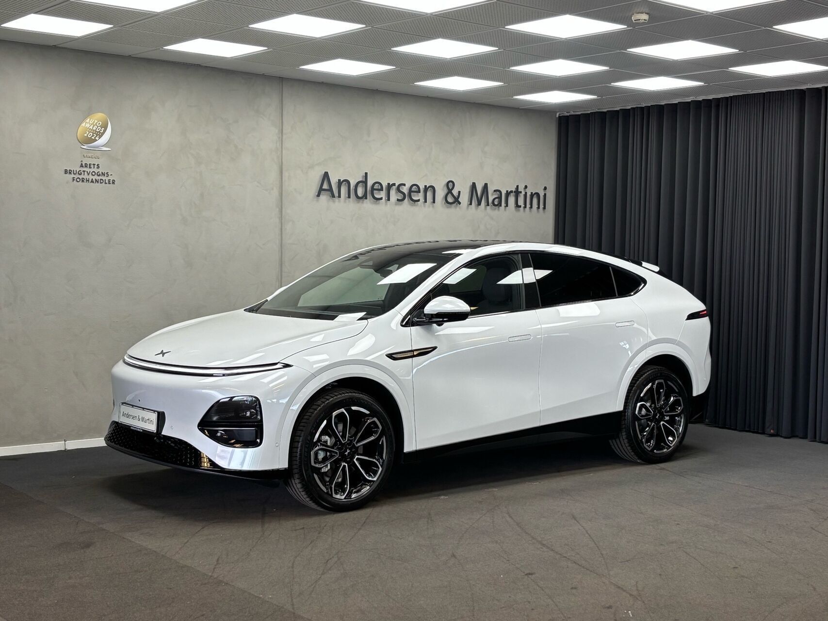 Xpeng G6 EL Standard Range 252HK 5d Aut.