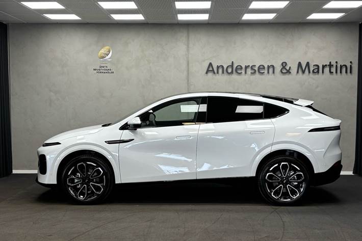 Hvid Xpeng G6 fra 2026