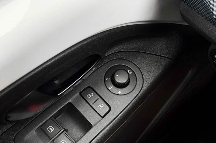 Hvid VW UP! fra 2017