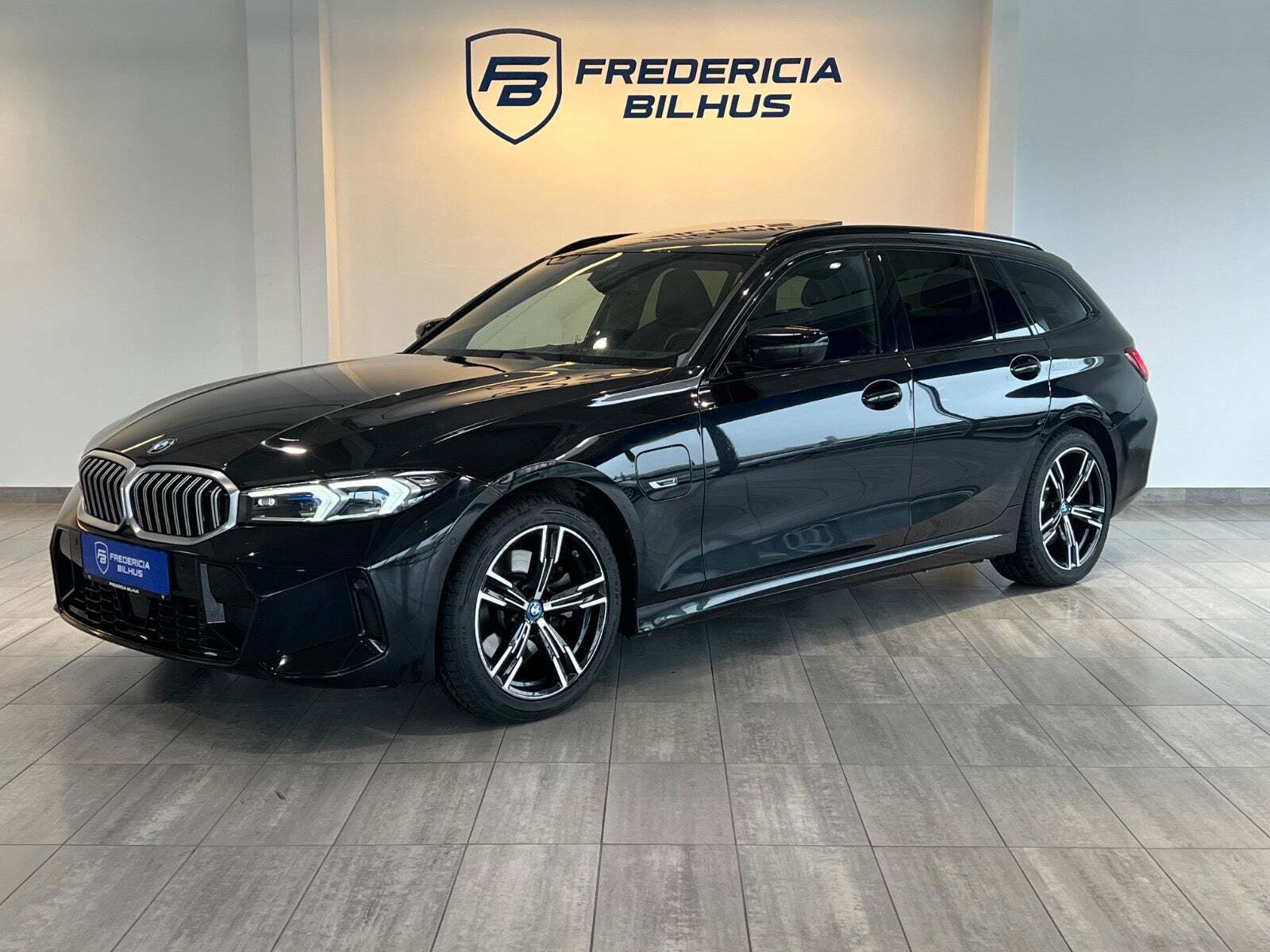 BMW 330e 2,0 Touring M-Sport+ xDrive aut.
