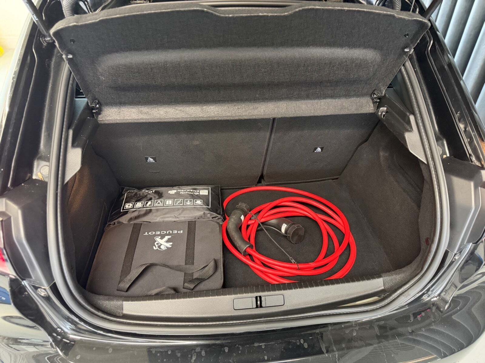 Peugeot e-208 50 Allure