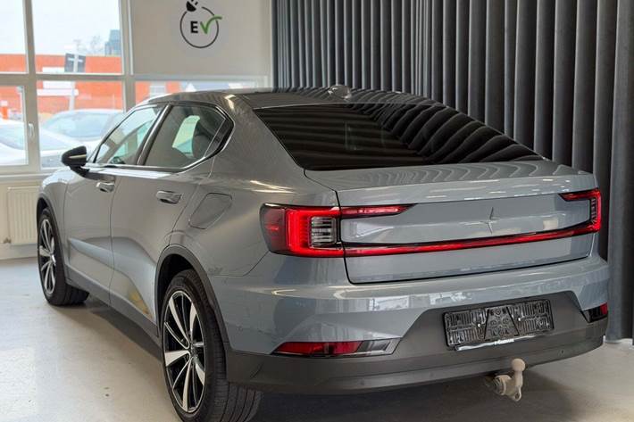 Grå Polestar 2 fra 2021