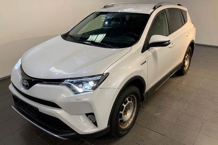 Hvid Toyota RAV4 fra 2016