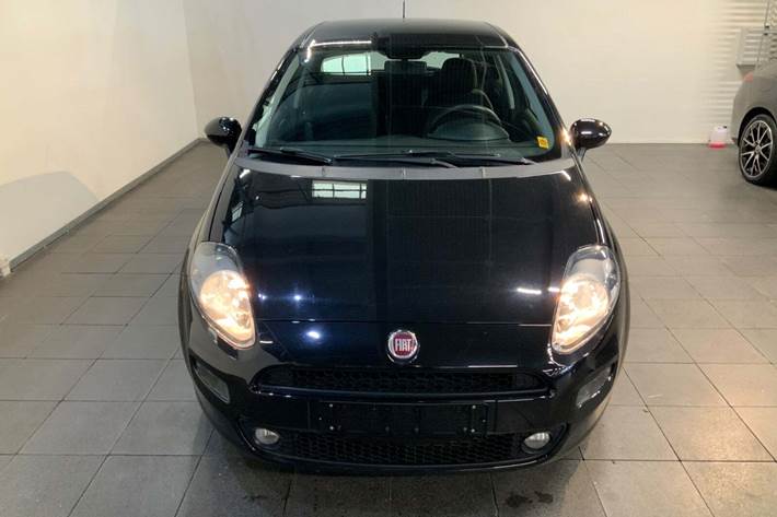 Sort Fiat Punto fra 2015