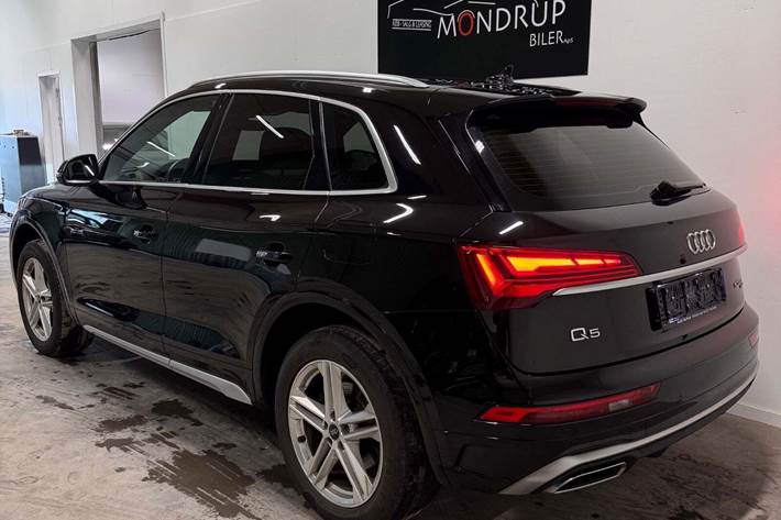 Sort Audi Q5 fra 2022