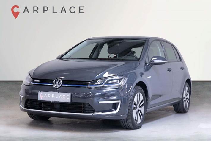 Grå VW e-Golf VII fra 2018