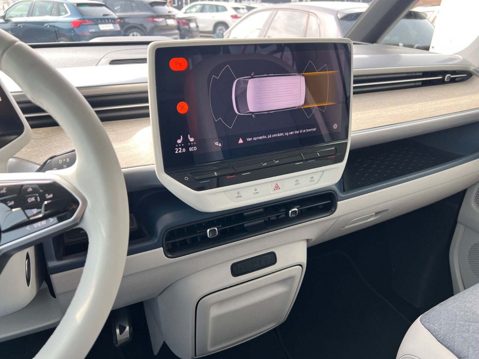 Sølv VW ID.Buzz fra 2023