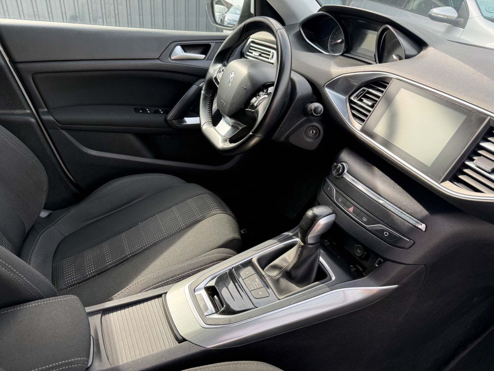 Peugeot 308 1,6 BlueHDi 120 Active SW EAT6