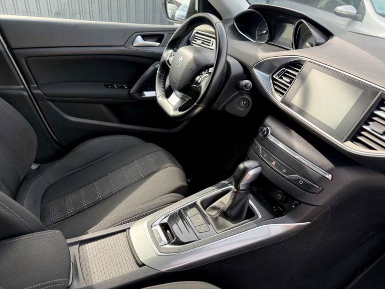 Peugeot 308 1,6 BlueHDi 120 Active SW EAT6