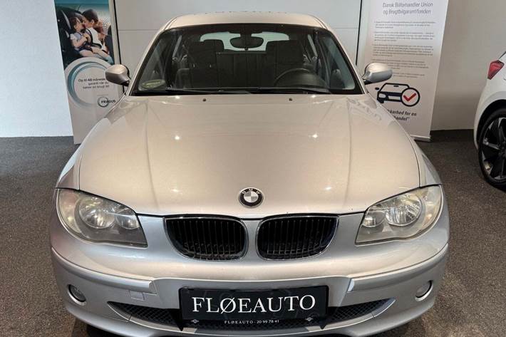 Sølv BMW 120d fra 2004