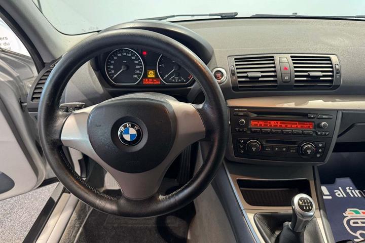 Sølv BMW 120d fra 2004