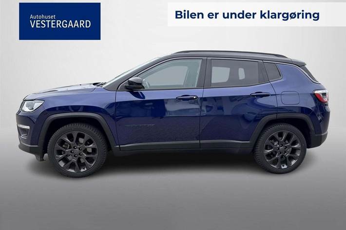 Blå Jeep Compass fra 2020
