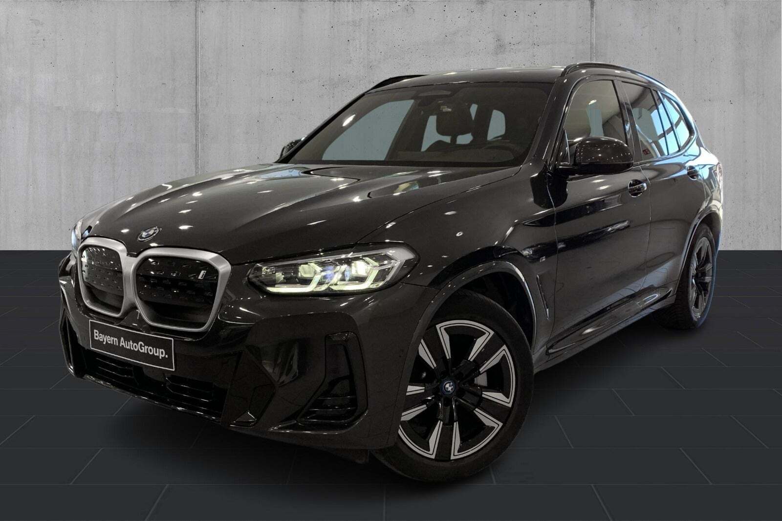 BMW iX3 Charged M-Sport