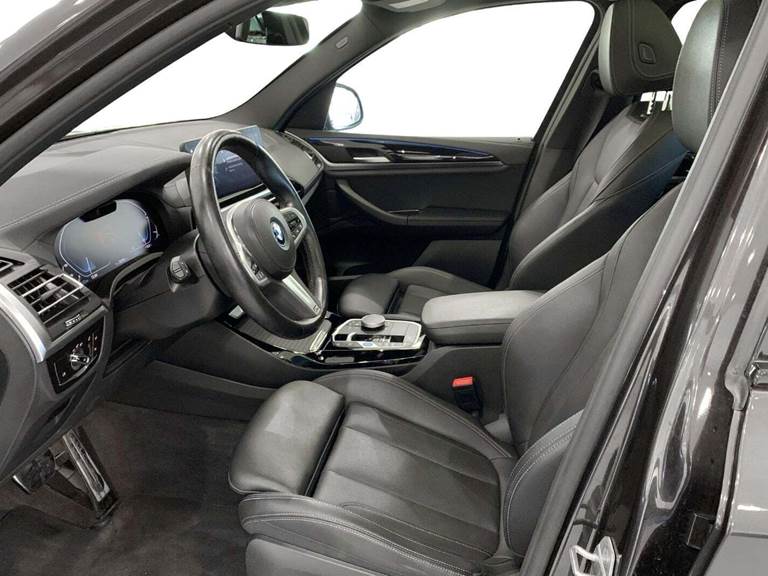 BMW iX3 Charged M-Sport