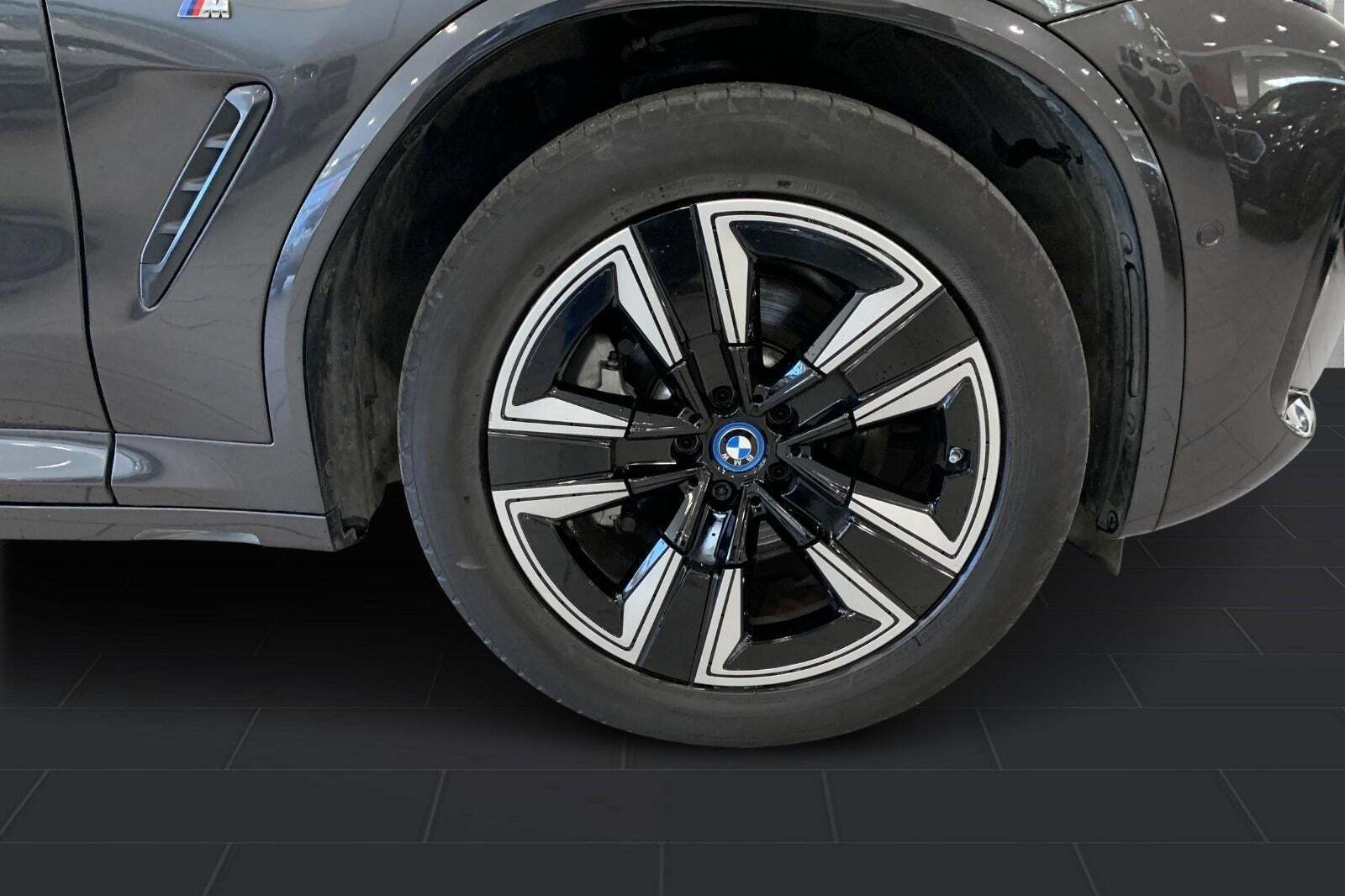 undefined BMW iX3 fra 2023