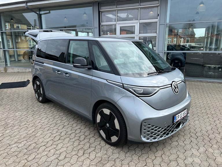 VW ID.Buzz 77 Pro SWB