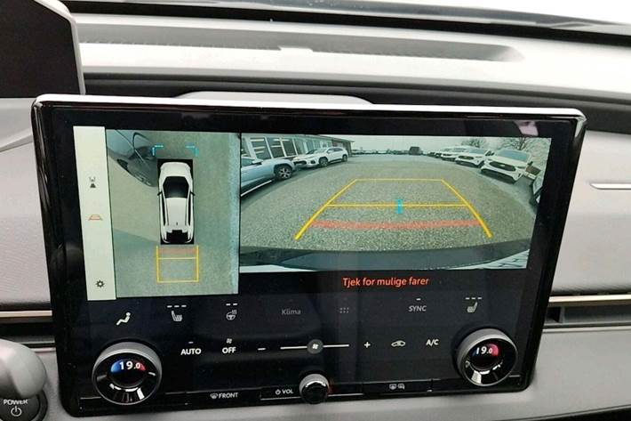 Sort Toyota BZ4X fra 2025