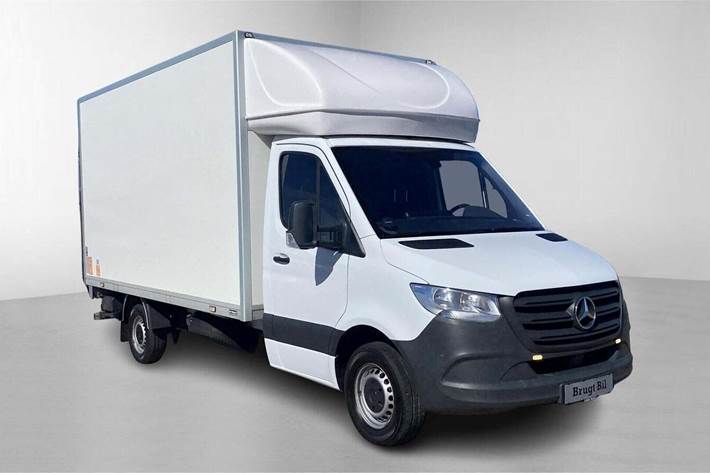 Hvid Mercedes Sprinter 317 fra 2022