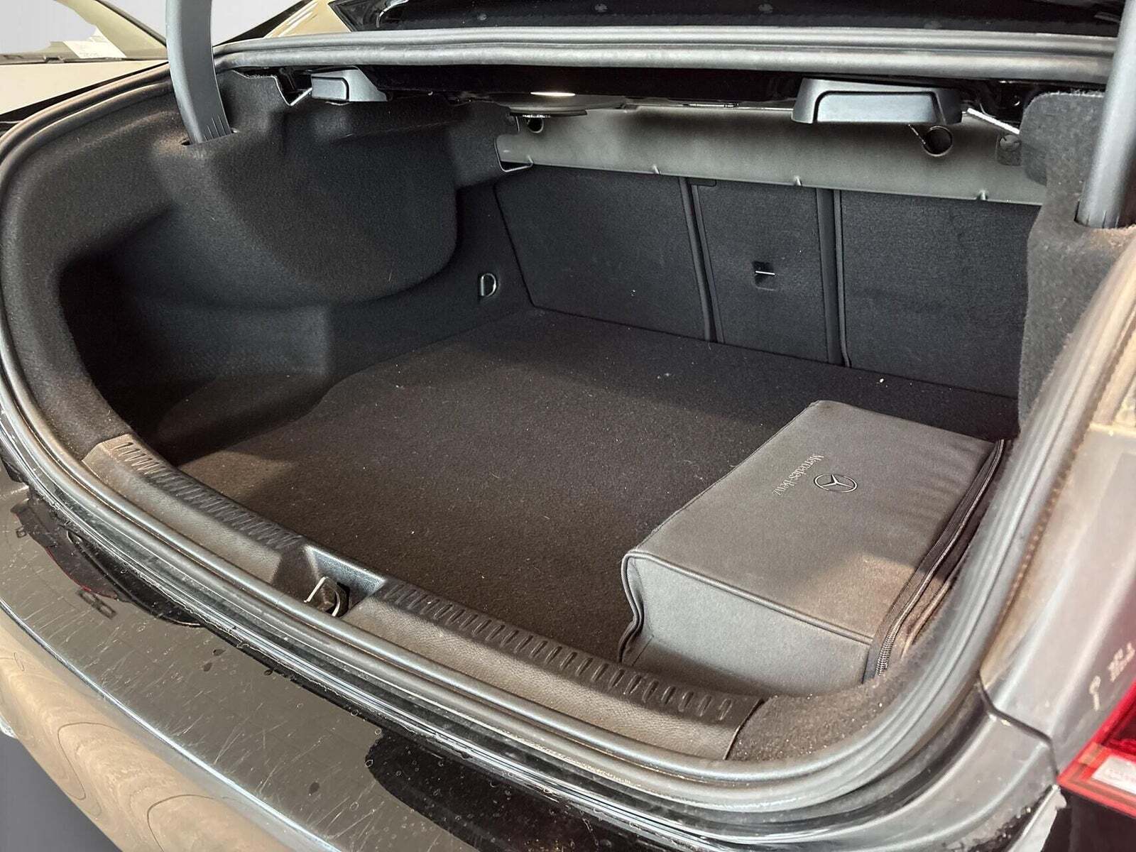 Sort Mercedes A250 e fra 2020