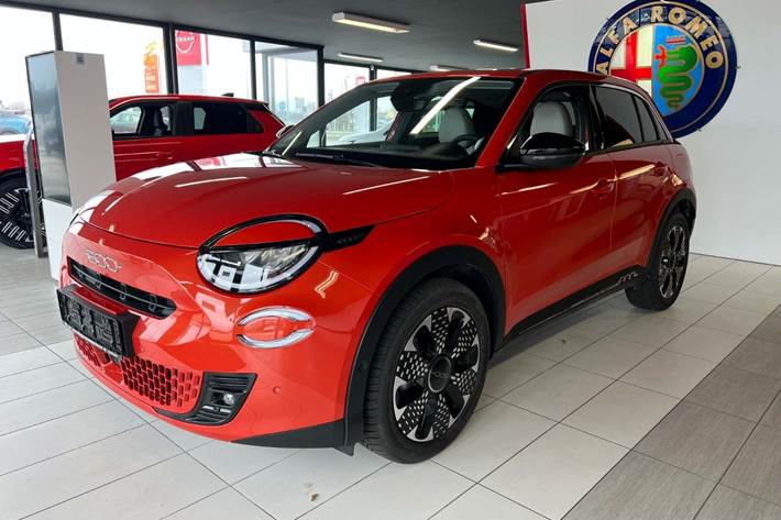 Orange Fiat 600e fra 2025