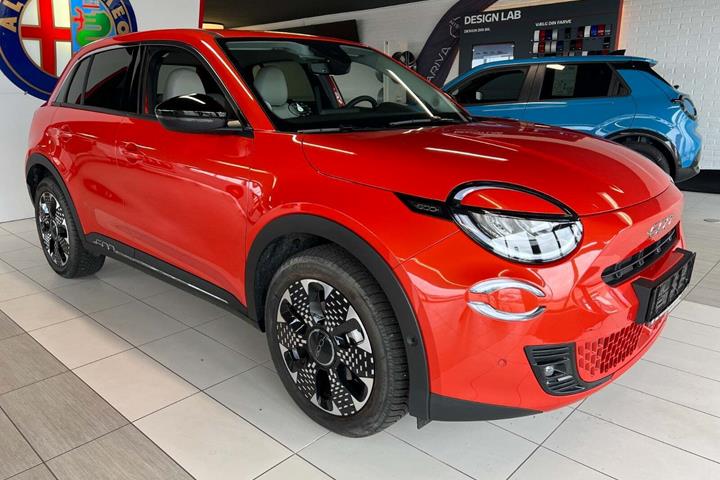 Orange Fiat 600e fra 2025