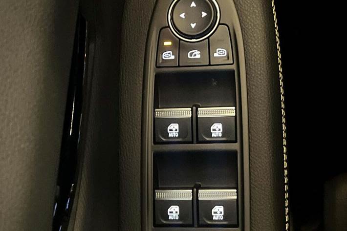 Sort Renault Megane E-Tech fra 2026